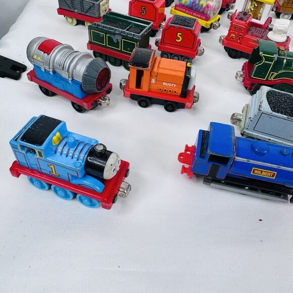25 Thomas & Friends Die-Cast Metal Lot Sodor 2002 2004 2006 Bee Zoo - Picture 6 of 11